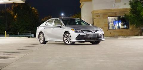 Toyota Camry 2021