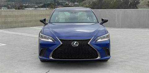 Lexus ES 2021
