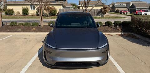 Tesla Model Y 2026