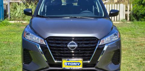 Nissan Kicks Play 2025