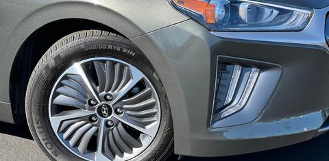 Hyundai Ioniq Plug-In Hybrid 2021