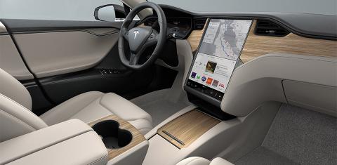 Tesla Model S 2018