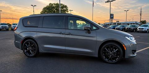 Chrysler Pacifica 2020