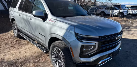 Chevrolet Suburban 2025