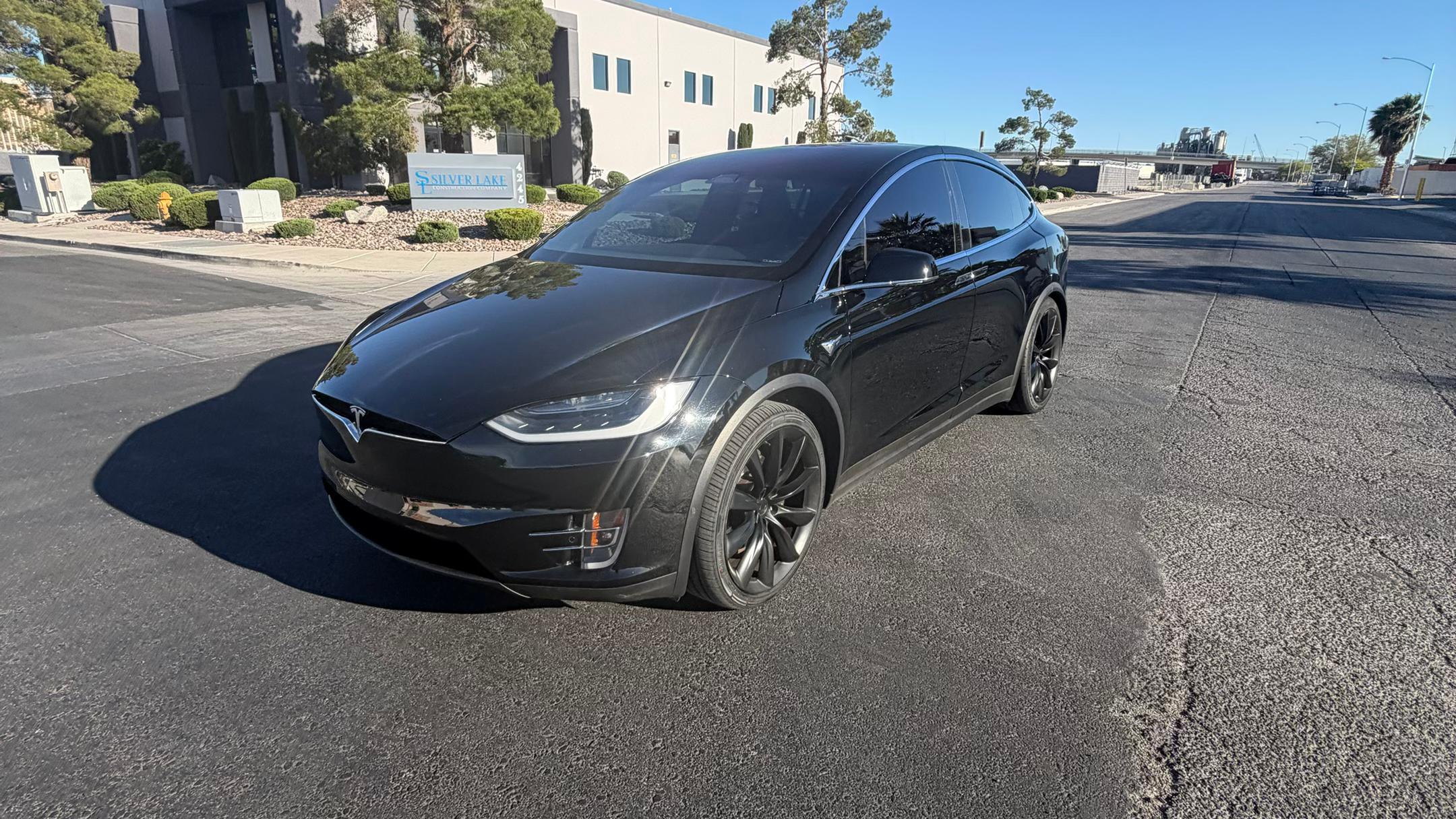 Tesla Model X 2018 in 
