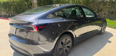 Tesla Model 3 2024