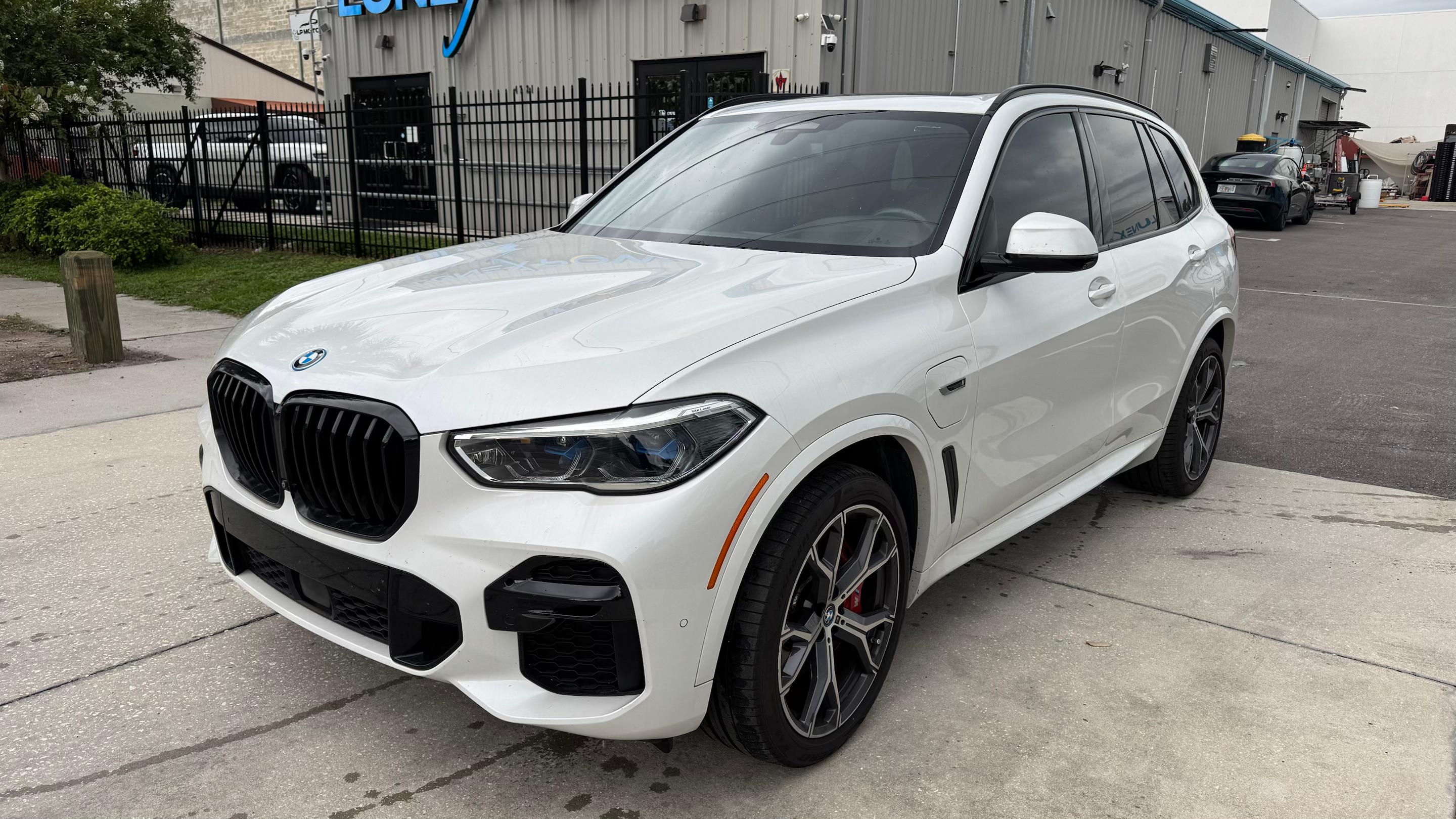 BMW X5 2022 in Tampa, FL
