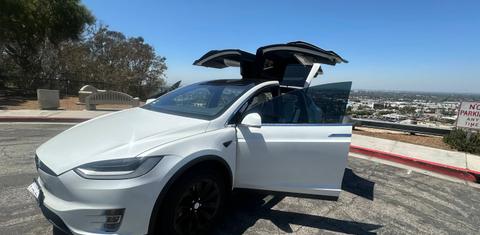 Tesla Model X 2020