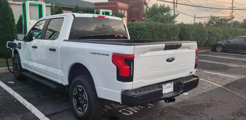 Ford F-150 Lightning 2023