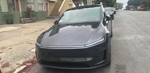 Tesla Model Y 2026