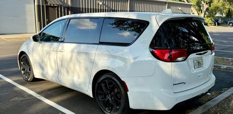 Chrysler Pacifica 2019