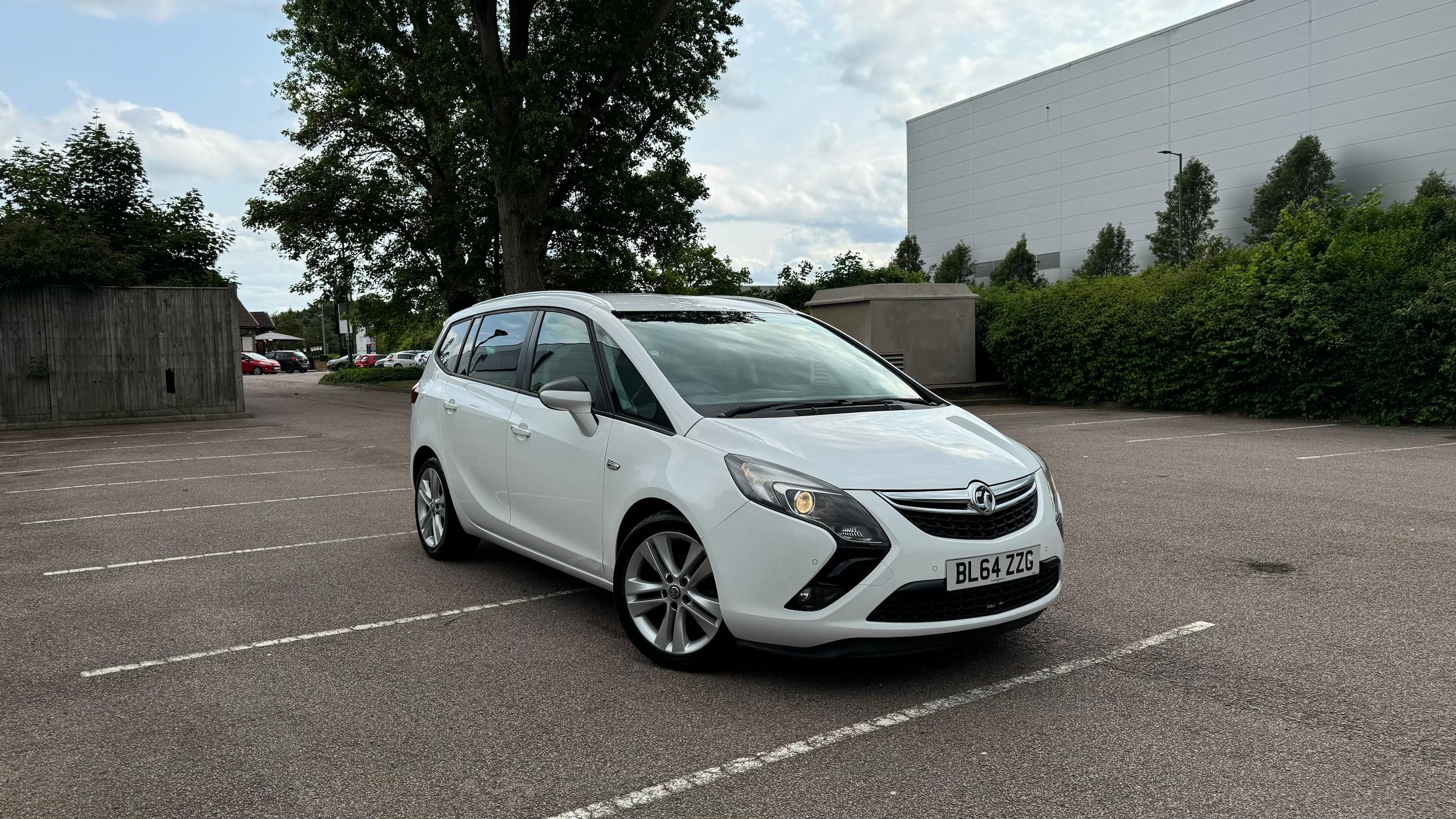 Vauxhall Zafira Tourer 2015 in Stevenage