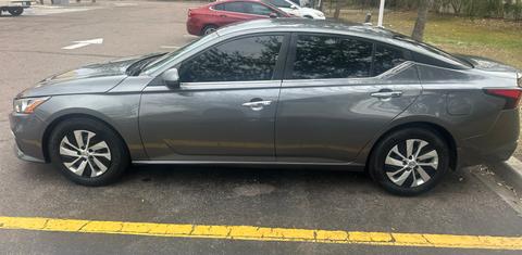Nissan Altima 2019