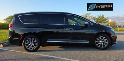 Chrysler Pacifica 2023