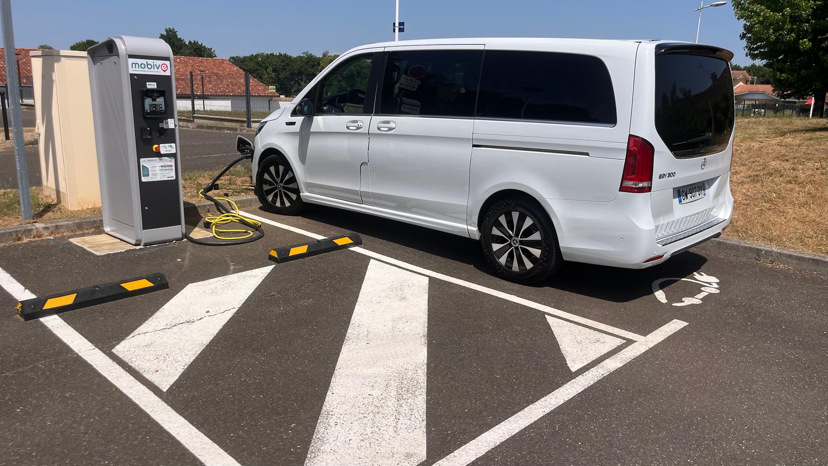 Mercedes-Benz EQV 2021 à Biot