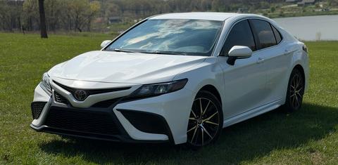 Toyota Camry 2023