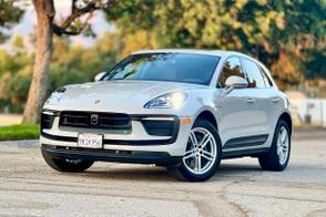 Porsche Macan car