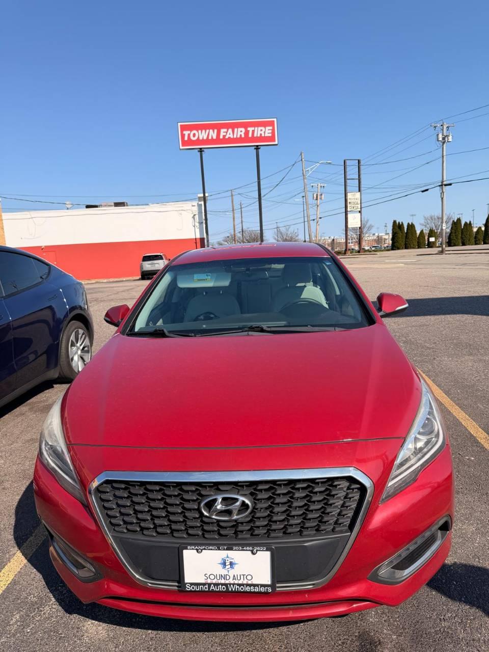 Hyundai Sonata Hybrid 2016 in East Providence, RI