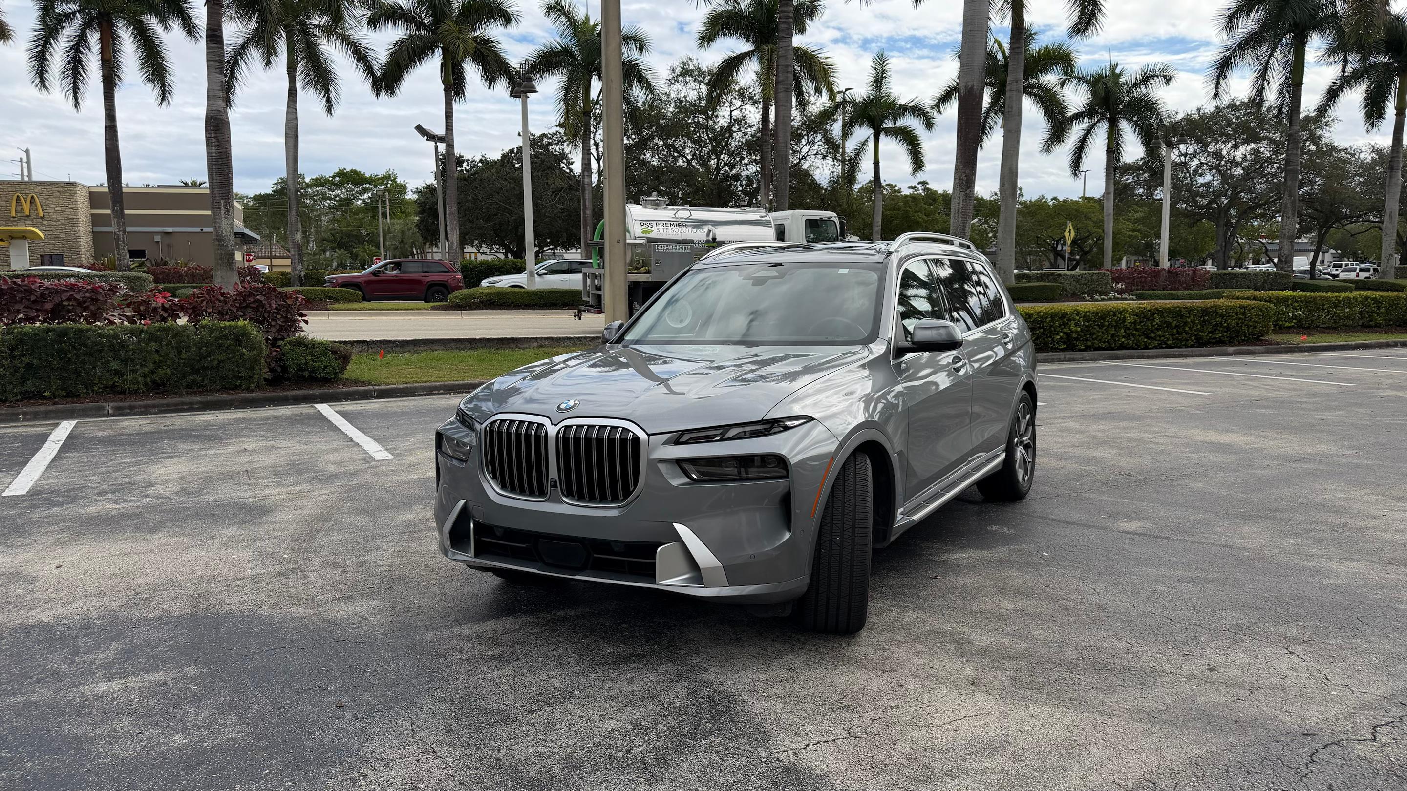 BMW X7 2024 in Fort Lauderdale, FL