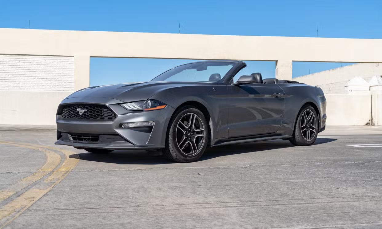 Ford Mustang 2022 in Tampa, FL