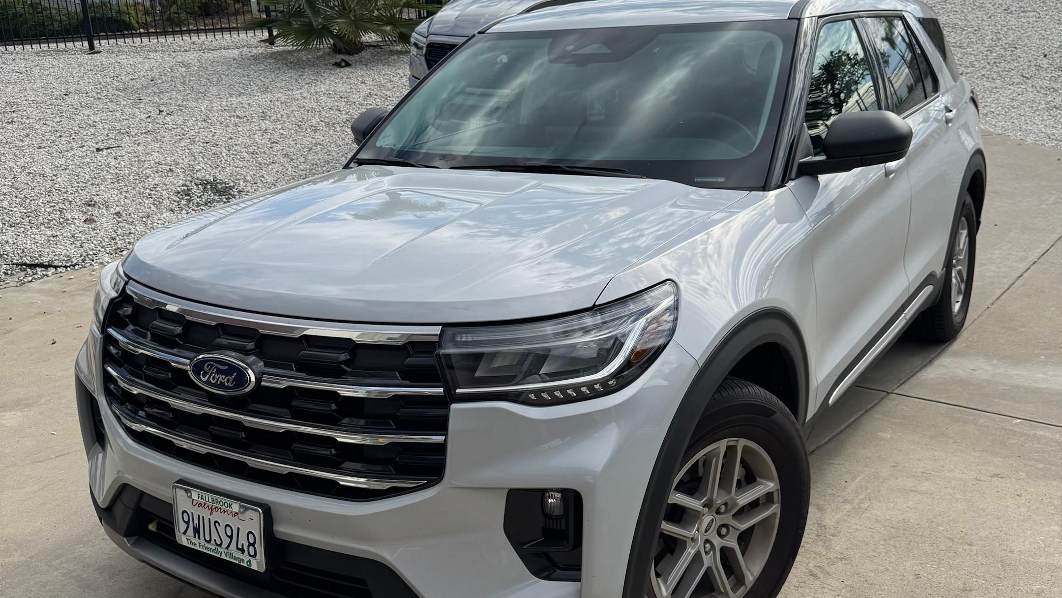 Ford Explorer 2025 in Fallbrook, CA