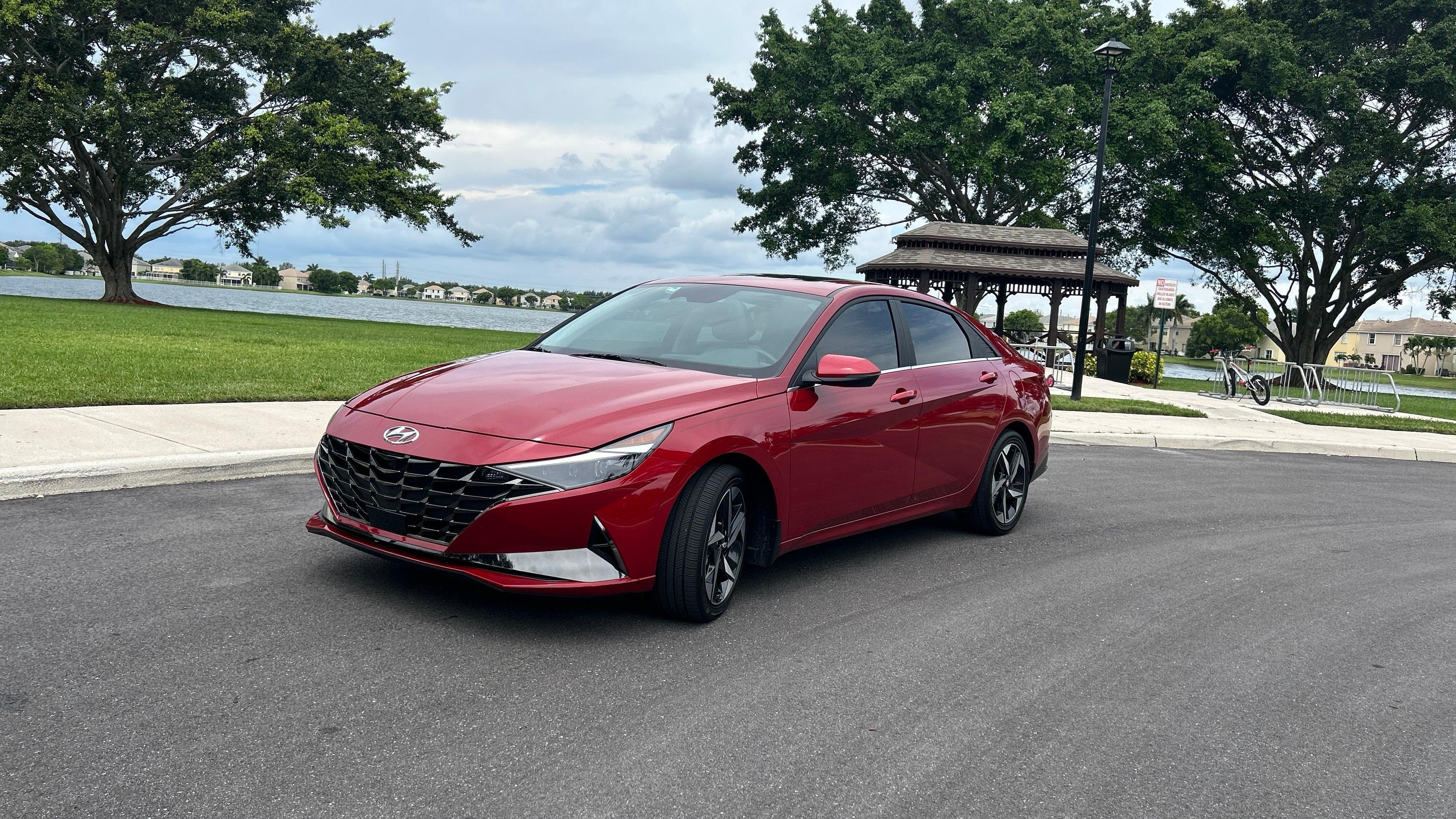 Hyundai Elantra Hybrid 2023 in Wellington, FL