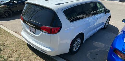 Chrysler Grand Caravan 2024