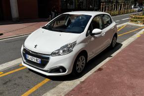 Peugeot 208 2019 à Toulouse