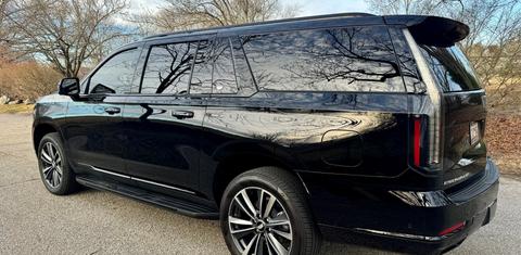 Cadillac Escalade ESV 2025