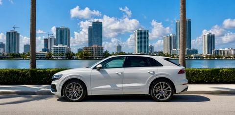 Audi Q8 2023