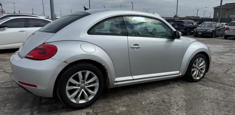 Volkswagen Beetle 2015