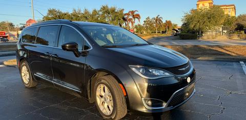 Chrysler Pacifica 2017