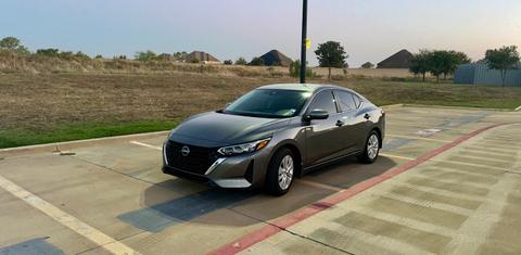 Nissan Sentra 2024