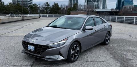 Hyundai Elantra 2023