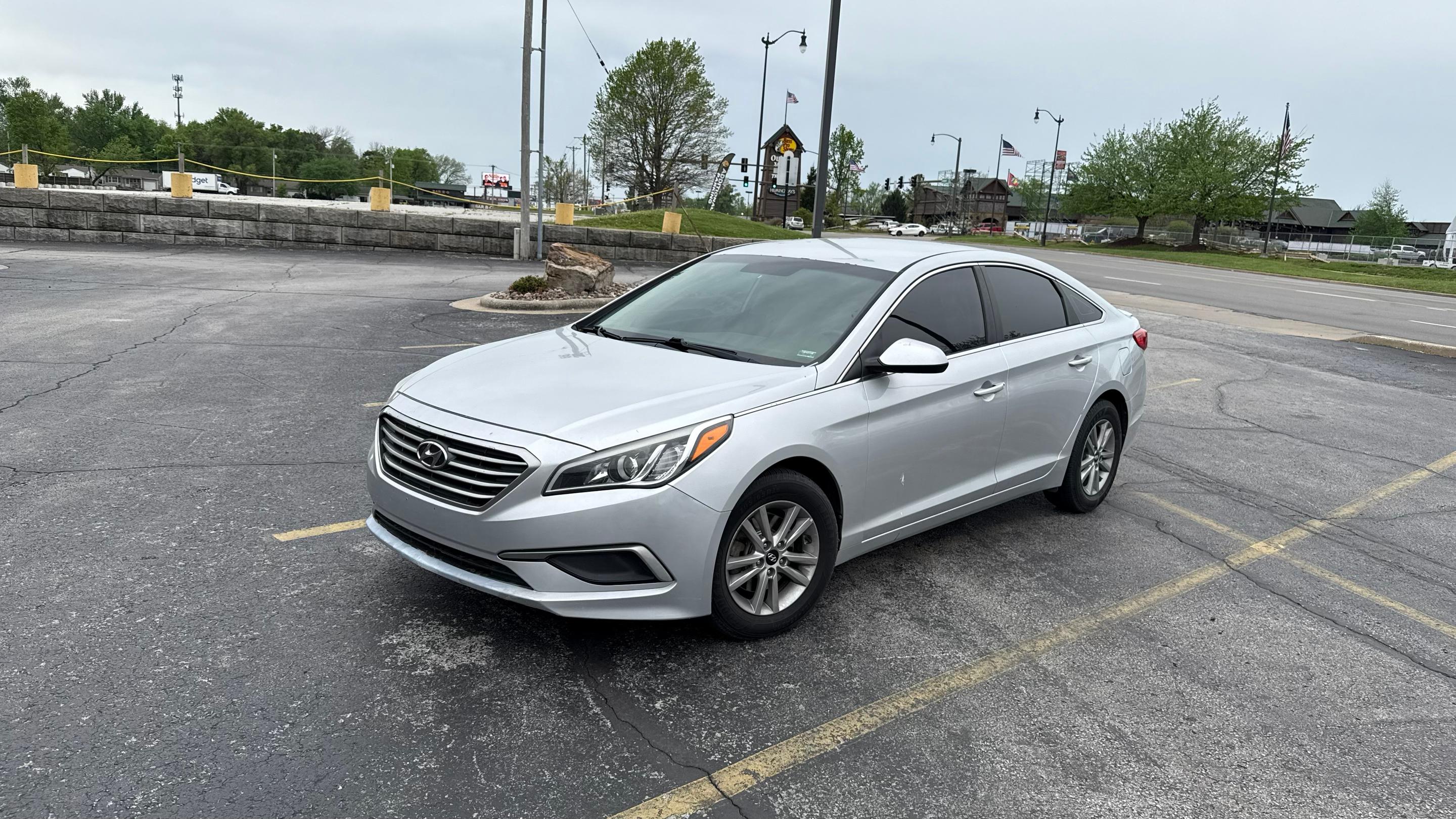 Hyundai Sonata 2017 in Springfield, MO