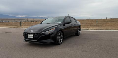 Hyundai Elantra 2023