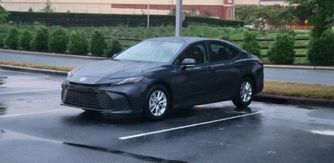 Toyota Camry Hybrid 2025