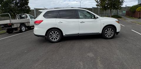 Nissan PATHFINDER 2014