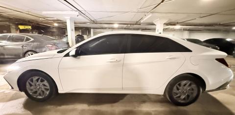 Hyundai Elantra 2025