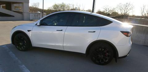 Tesla Model Y 2023