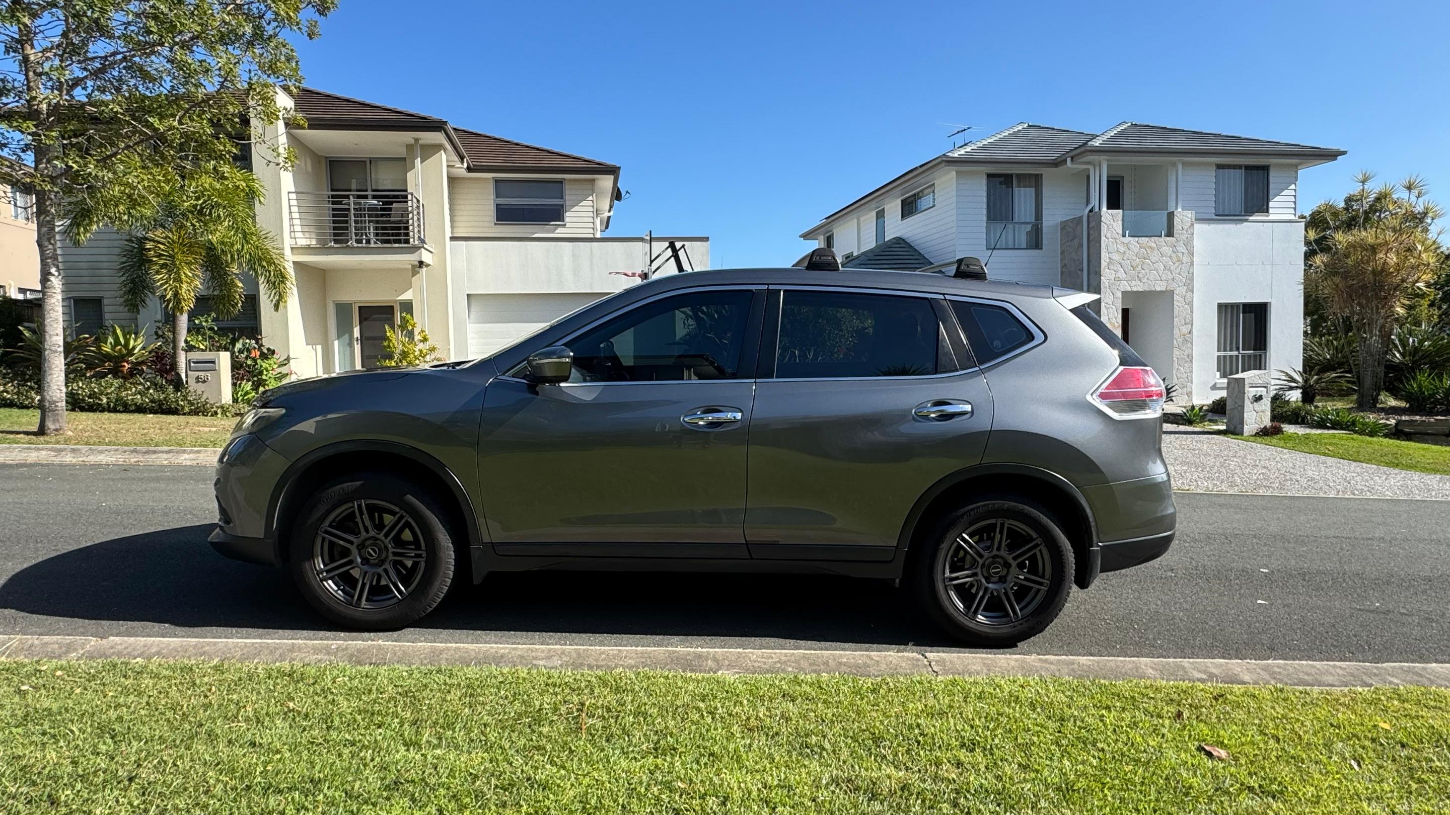 Nissan X-TRAIL 2015 in New Farm