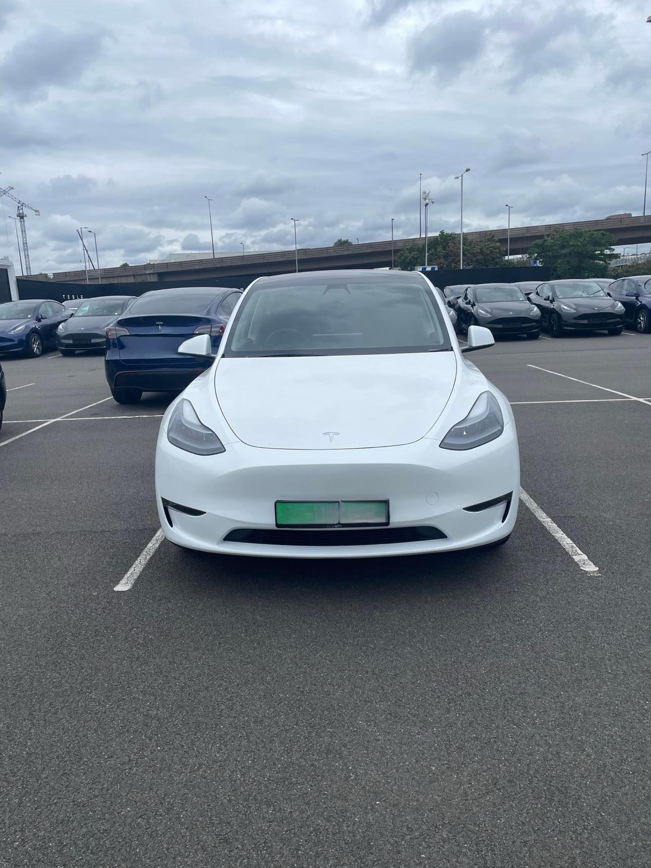 Tesla Model Y 2023 à London