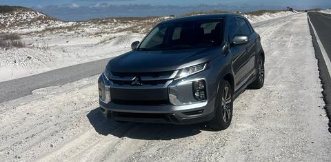 Mitsubishi Outlander Sport 2020