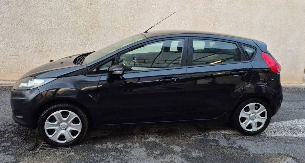 Ford FIESTA 2014 à Uchaud