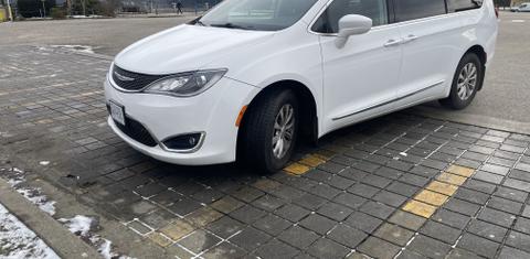 Chrysler Pacifica 2017