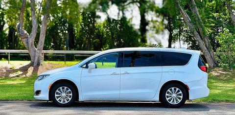 Chrysler Pacifica 2018