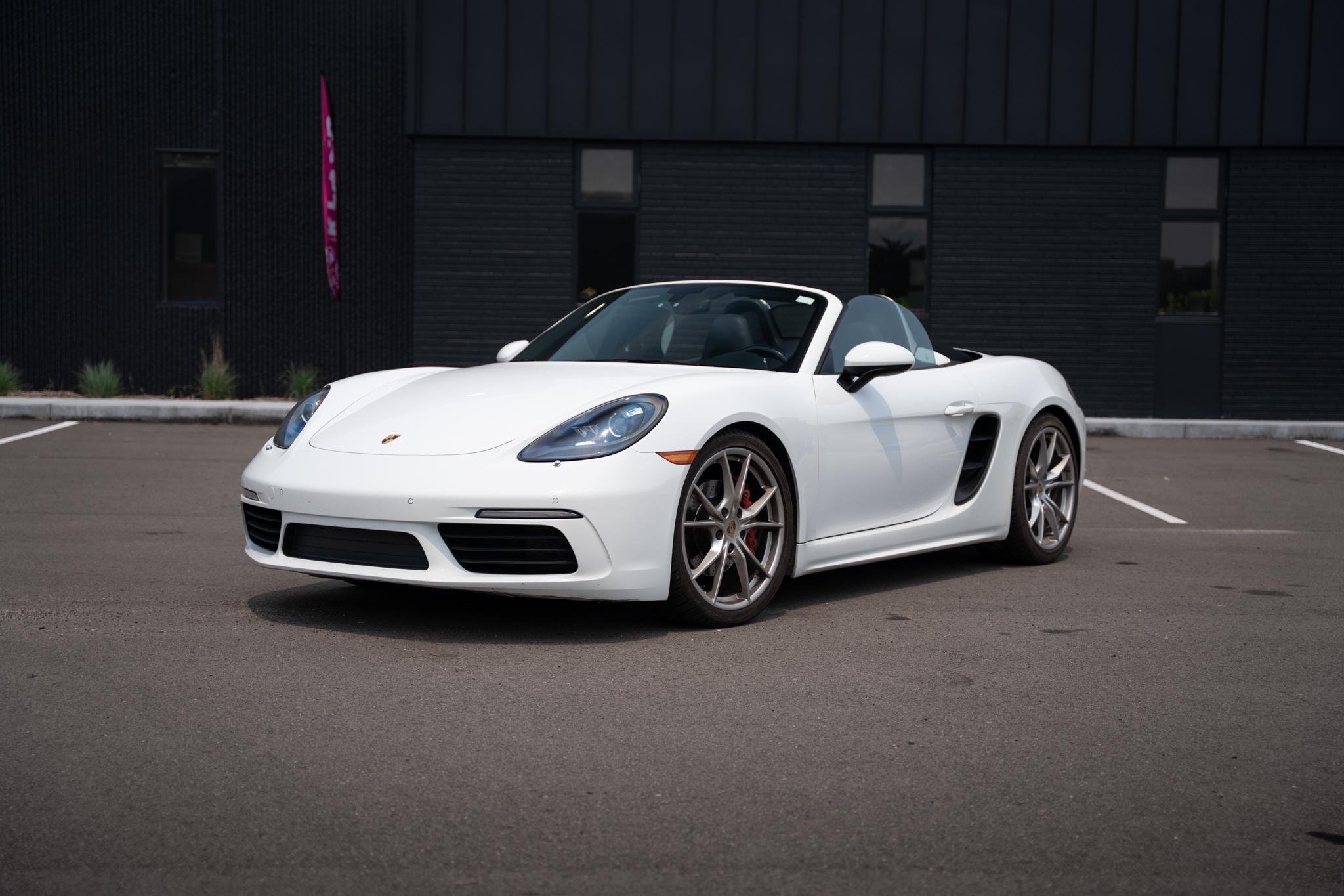Porsche 718 Boxster 2018 in St. Louis Park, MN