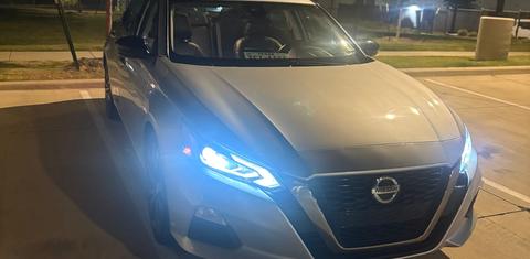 Nissan Altima 2021