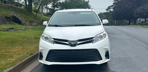 Toyota Sienna 2020