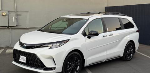 Toyota Sienna 2025